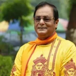 দুর্গাপূজায় নতুন গান নিয়ে এলেন অরূপ রতন চৌধুরী