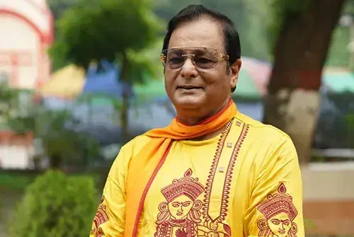 দুর্গাপূজায় নতুন গান নিয়ে এলেন অরূপ রতন চৌধুরী