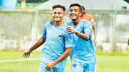 বাংলাদেশ ফুটবল লীগে ব্রাদার্সকে গোল বন্যায় ভাসালো ফর্টিস