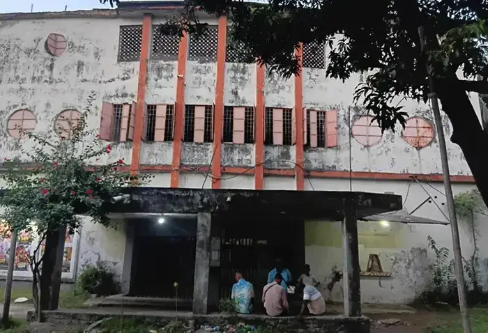 স্থায়ীভাবে বন্ধ হচ্ছে গাজীপুরের উল্কা সিনেমা হল