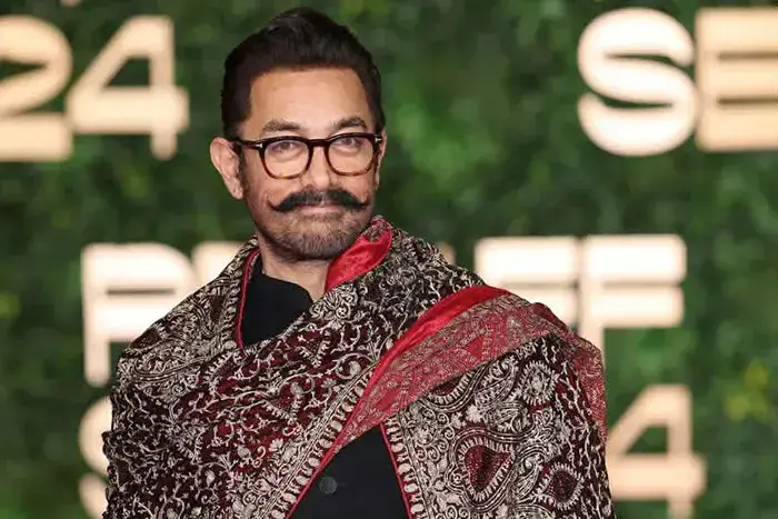 থ্রি ইডিয়টস সিনেমার সিক্যুয়েল নিয়ে সুখবর দিলেন আমির
