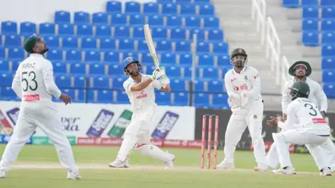 ১০ উইকেট নেওয়ার সুযোগ হাতছাড়া, ড্রয়ে হতাশ শান্ত