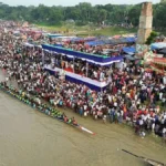 রাজবাড়ীতে নৌকাবাইচের ফাইনালে প্রতিপক্ষ নৌকার হামলায় ২০ মাঝি আহত