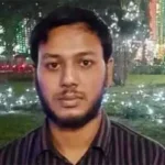 বাসে ওঠার পর জাহাঙ্গীরনগর বিশ্ববিদ্যালয়ের ছাত্র মোহাইমিনুল লাপাত্তা