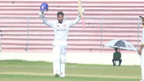 মাহফিজুল ও নাঈমের দুর্দান্ত সেঞ্চুরিতে জমজমাট জাতীয় ক্রিকেট লিগ