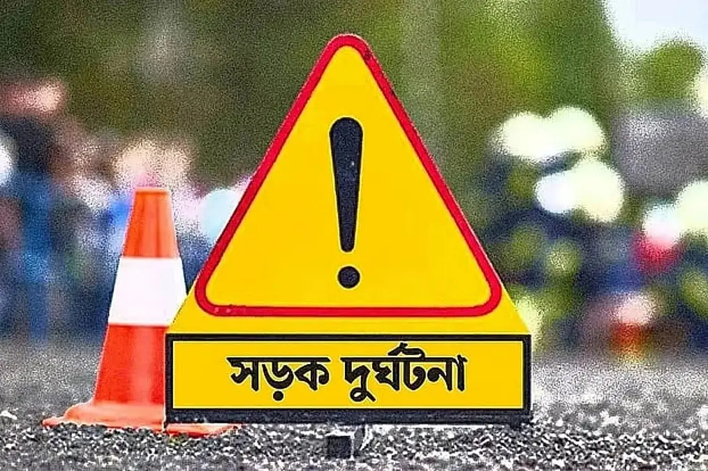 যাত্রাবাড়ীতে ট্রাকের ধাক্কায় প্রাণ গেল মুরগি ব্যবসায়ীর