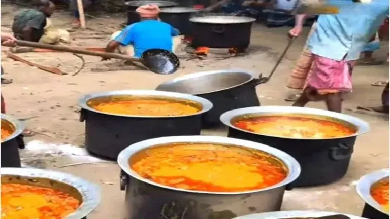 সিরাজগঞ্জের ঐতিহ্যবাহী পিটুলি মাংস: দেশজুড়ে যার অপ্রতিদ্বন্দ্বী খ্যাতি