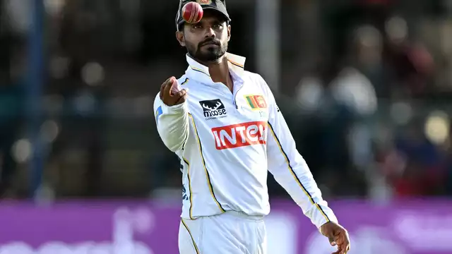 অবসর নিলেন শ্রীলঙ্কার টেস্ট অধিনায়ক ধনাঞ্জয়া ডি সিলভা