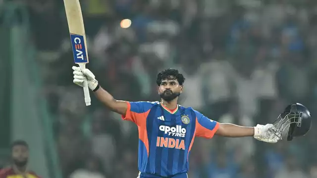 শ্রেয়স আইয়ারের বিধ্বংসী সেঞ্চুরিতে ওয়েস্ট ইন্ডিজের বিপক্ষে ভারতের দাপুটে