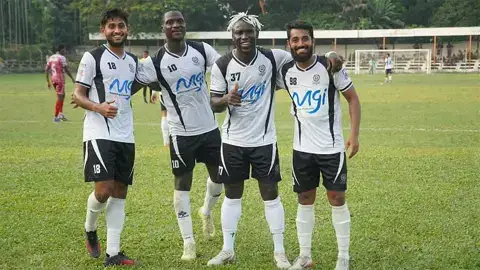 জয়যাত্রা অব্যাহত মোহামেডান ও বসুন্ধরা কিংসের