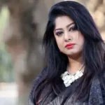 যুক্তরাষ্ট্রের গ্রিন কার্ড পেলেন চিত্রনায়িকা মৌসুমী
