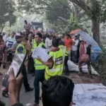 নাটোরে বাস-ট্রাকের মুখোমুখি সংঘর্ষে নিহত ১০