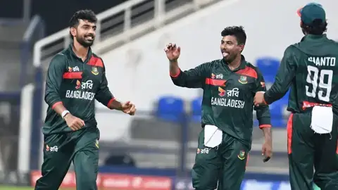 ফাইনালে ওঠার কঠিন সমীকরণে বাংলাদেশ